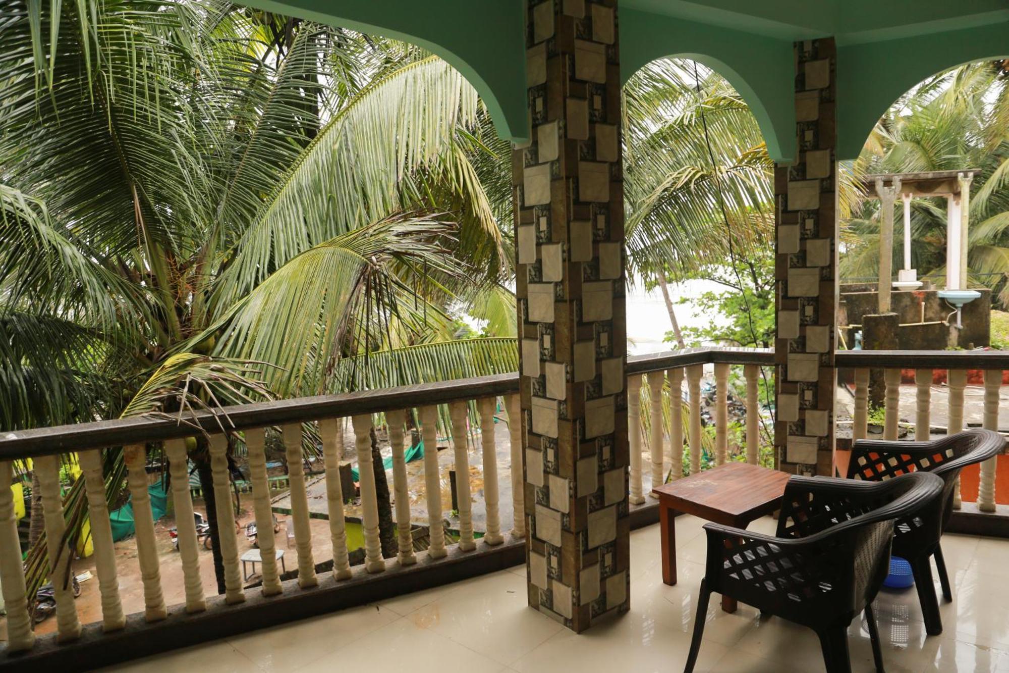 Kumbaya Beachside Hostel & Apartments At Arambol Beach Luaran gambar